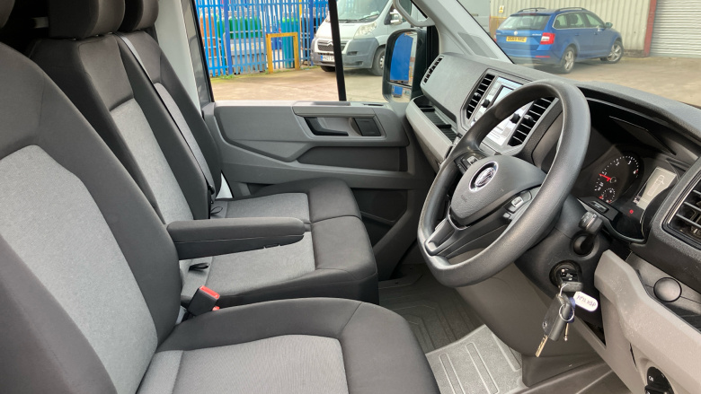 Volkswagen Crafter Cr35 Lwb Diesel 2.0 TDI 140PS Trendline High Roof Van Auto